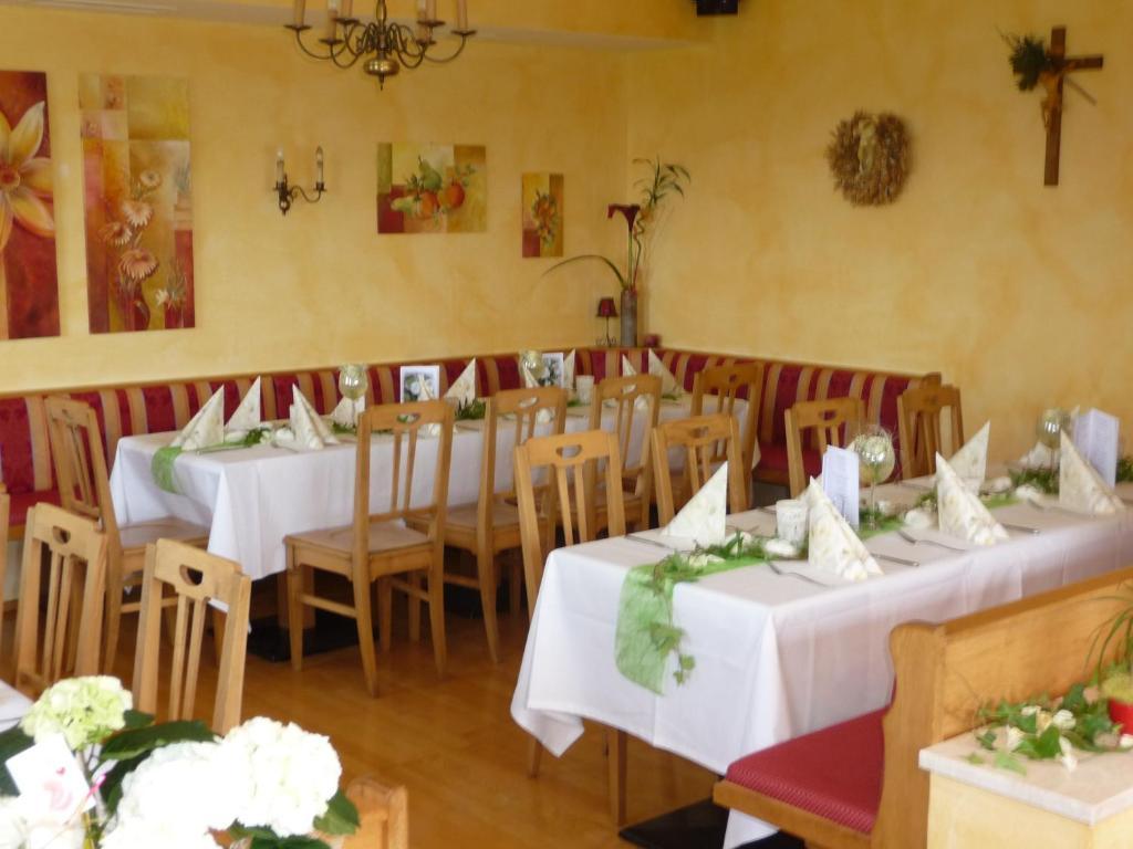 Ferienhotel Herzog Neumarkt am Wallersee Eksteriør bilde